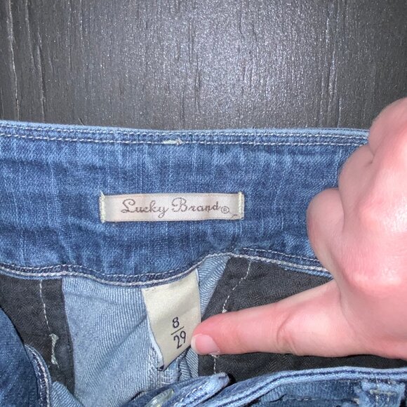 Lucky Brand Women 8/29 Blue Denim Button Zip Fly Covered Button Back Pocket Jean - Picture 6 of 7